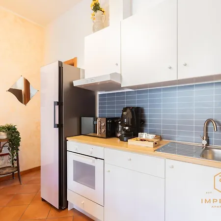 Imperium Termini Station - 100mt To Train And Metro Station, 4-6pax, 2 Baths, A-c