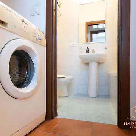 Imperium Termini Station - 100mt To Train And Metro Station, 4-6pax, 2 Baths, A-c